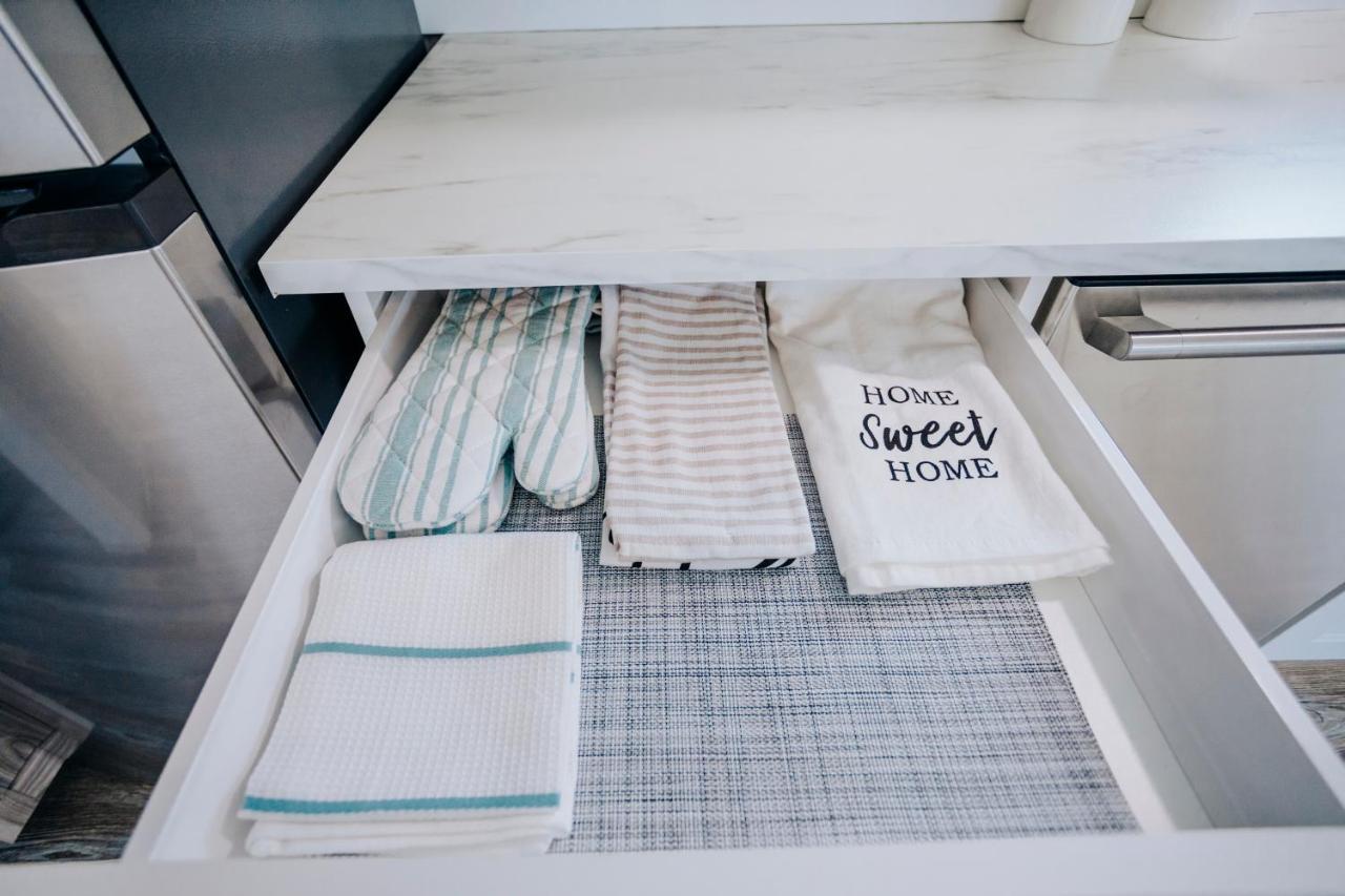 Modern & Cozy Stand-Alone Apartment - Perfect Stay Painted Post Eksteriør bilde